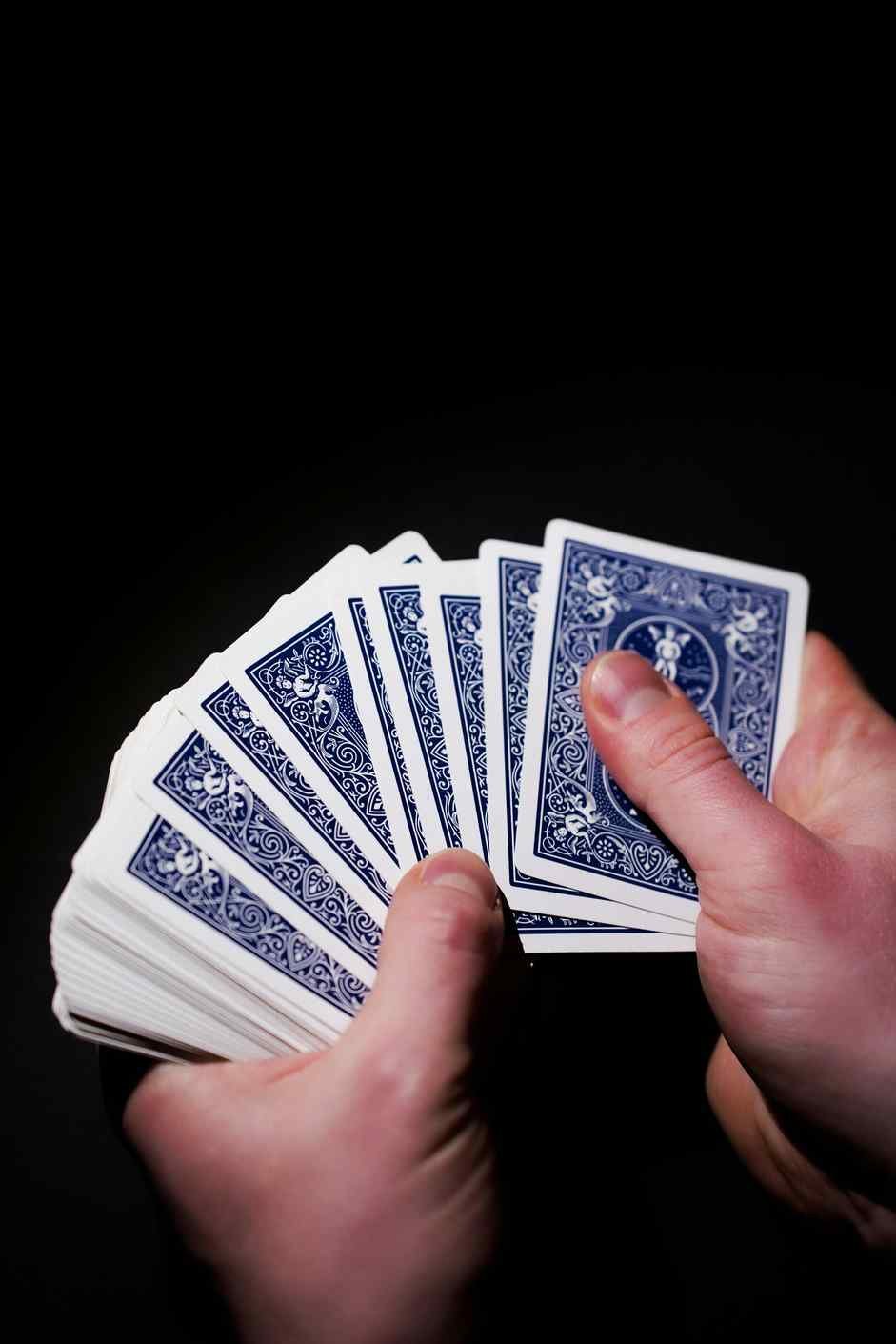 Live-Casino-Spiele vs. RNG-basierte Spiele – Der umfassende Vergleich